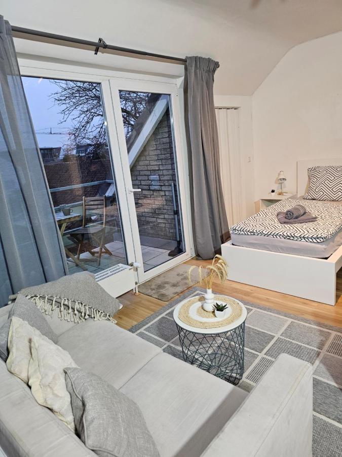 Modern Studio Near Duesseldorf Airport & Messe/Fair ميربش المظهر الخارجي الصورة