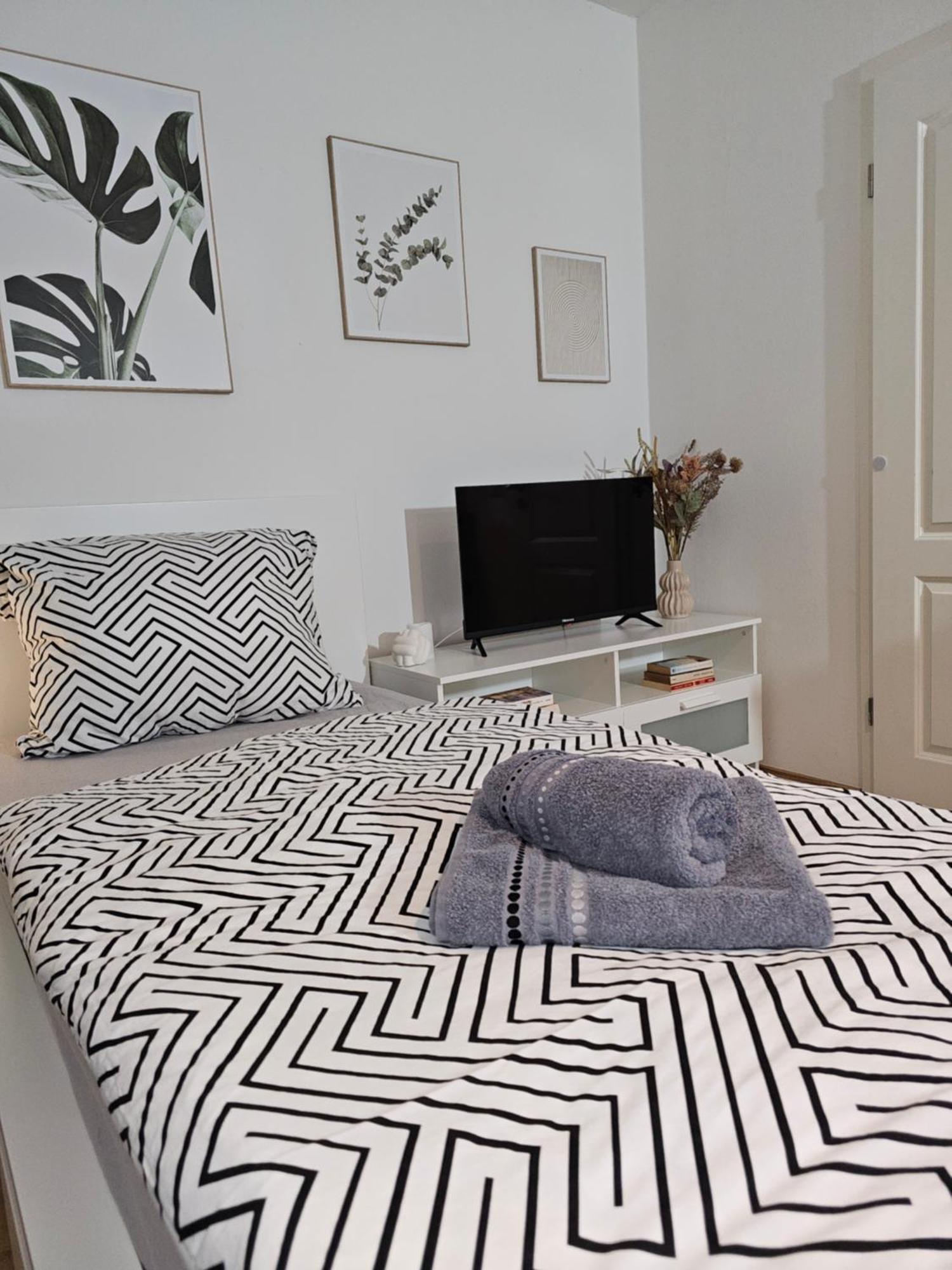Modern Studio Near Duesseldorf Airport & Messe/Fair ميربش المظهر الخارجي الصورة