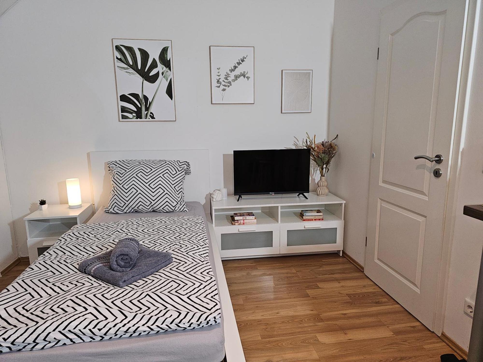 Modern Studio Near Duesseldorf Airport & Messe/Fair ميربش المظهر الخارجي الصورة
